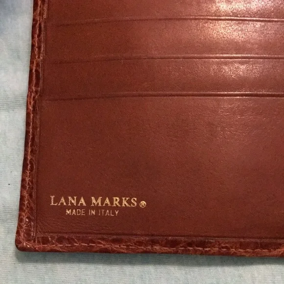 Lana Marks alligator wallet - Picture 2 of 8